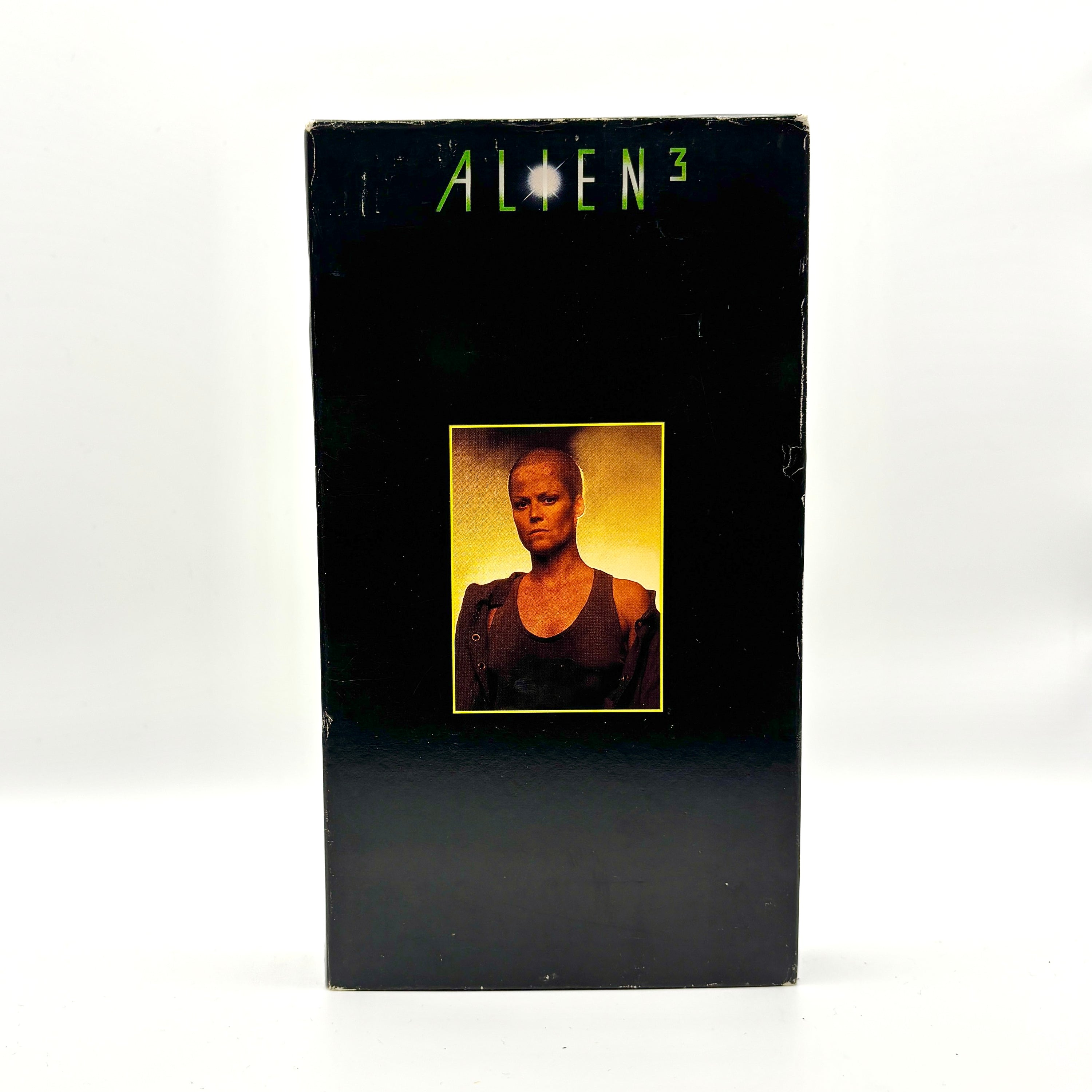 Alien 3 VHS Tape