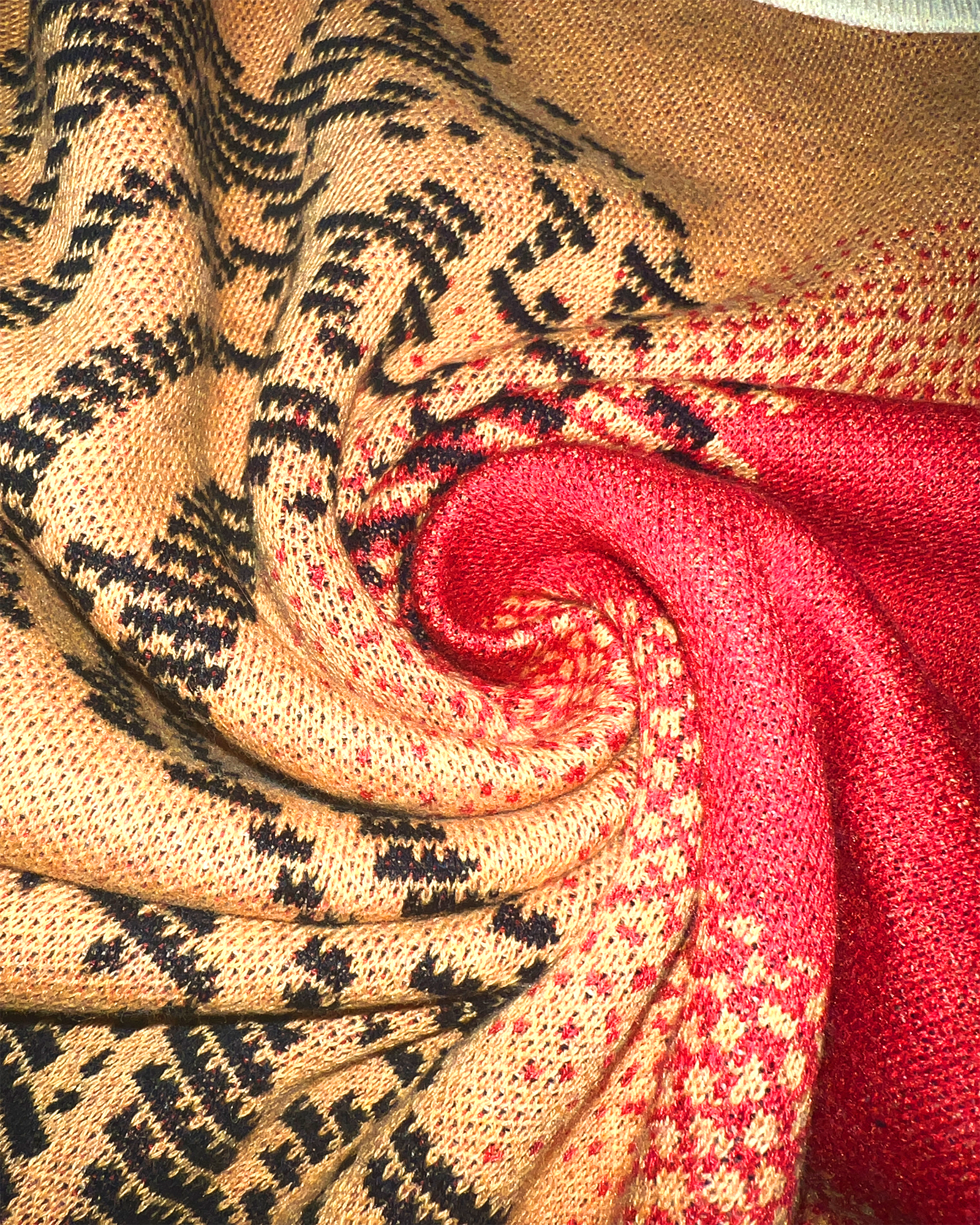 Burning Pixel Wave Knit Sweatshirt